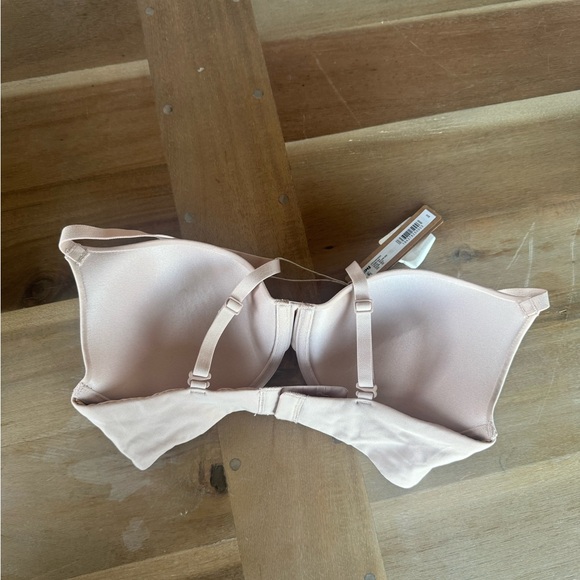 SKIMS Fits Everybody T-Shirt Bra - Mica - Picture 6 of 6